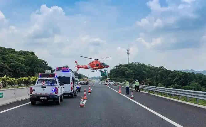 老城区高速公路汽车救援案例