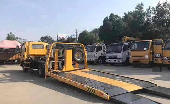 老城区汽车中途维修案例